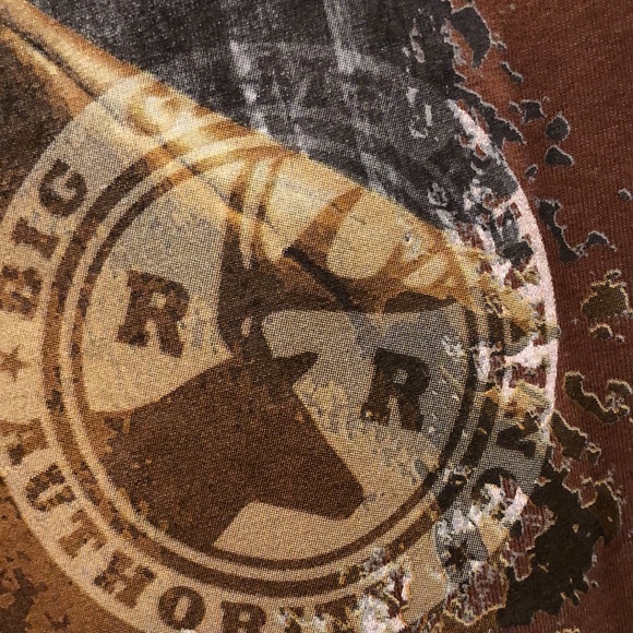 NWOT Men’s Racks and Reels long sleeve shirt. Lots of details on back & sleeve. - Picture 2 of 13